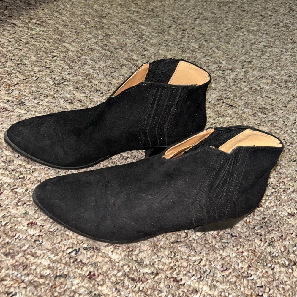 Black Boots